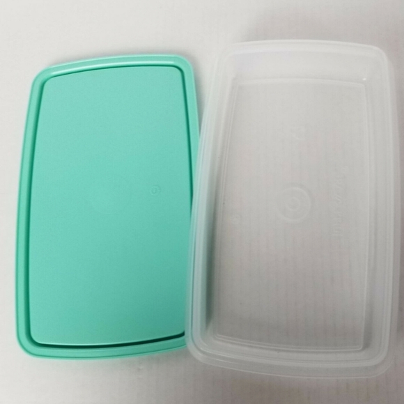 New Tupperware Snack Storage - Picture 5 of 7